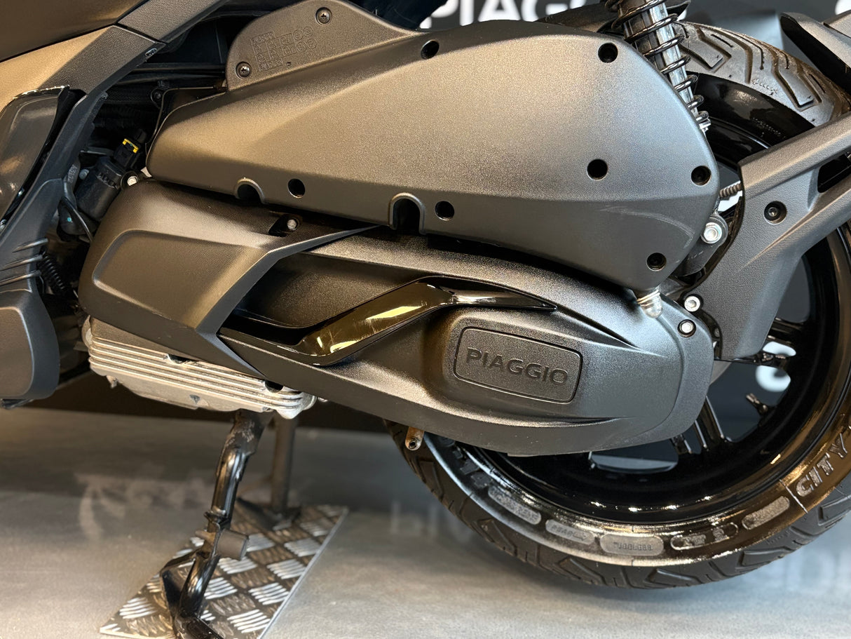 Piaggio Beverly | Mat Zwart | 1 Eig