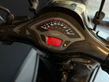 Vespa Sprint | Porsche Agaat Grijs