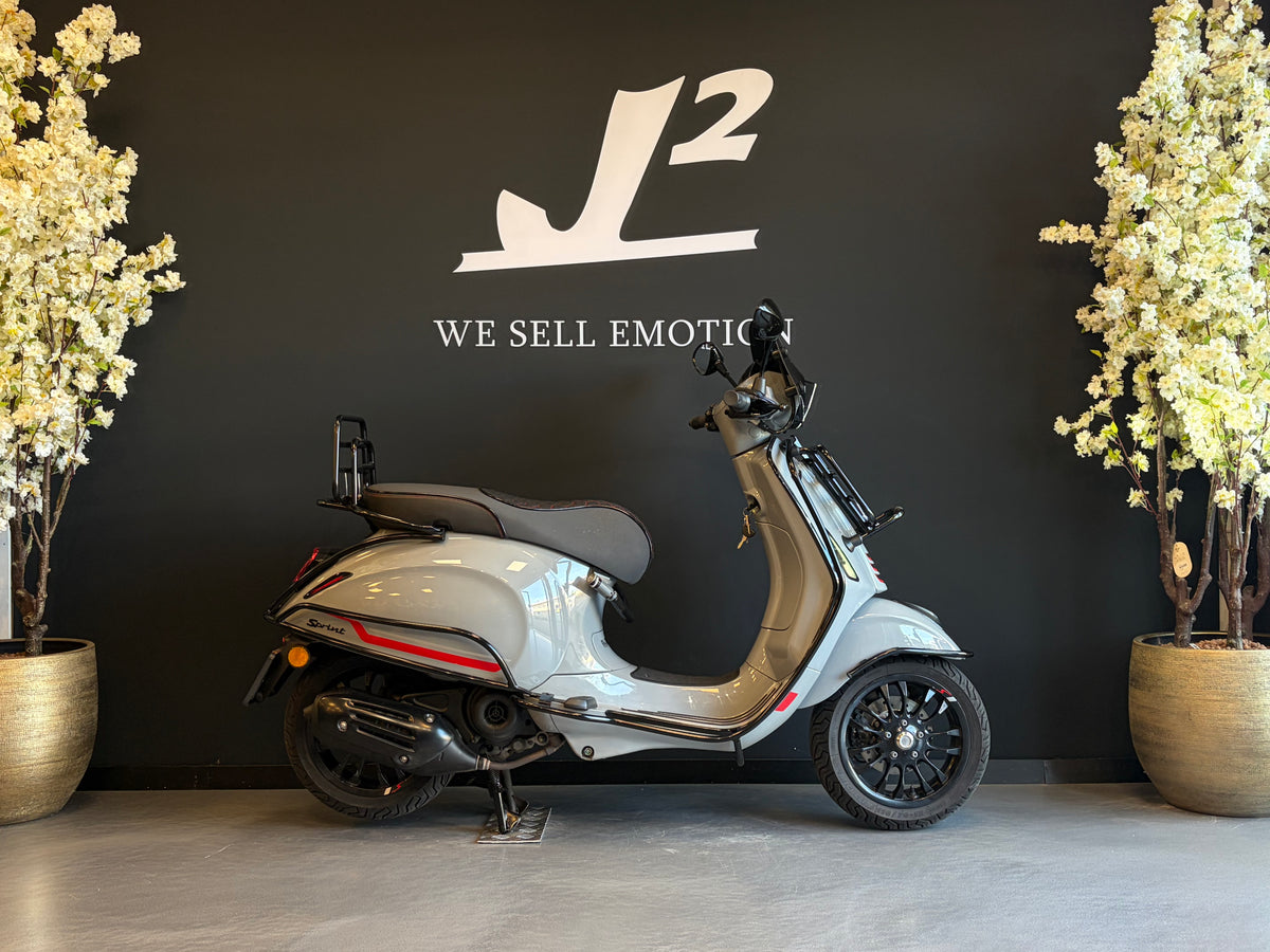 Vespa Sprint | Nardo Grey