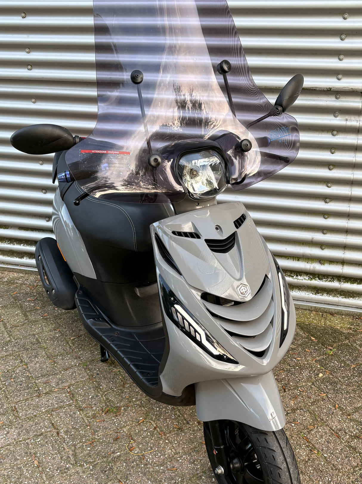 Piaggio Zip SP Brom 2023 4307 km 1 eig GARANTIE