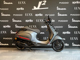 Vespa Sprint Carbon | Mat Grijs | 1 eig
