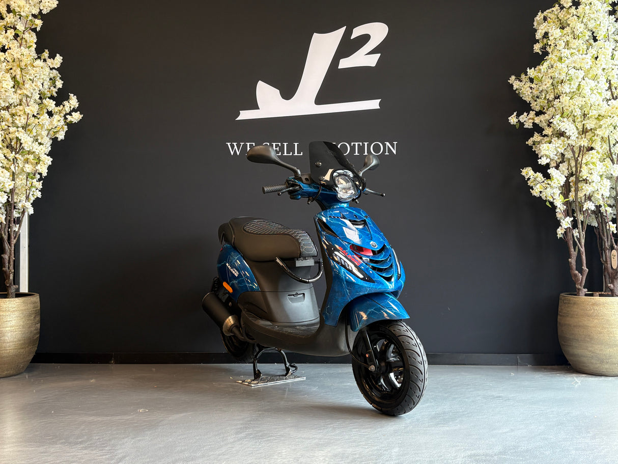 Piaggio Zip | Airbrush Candy Blu