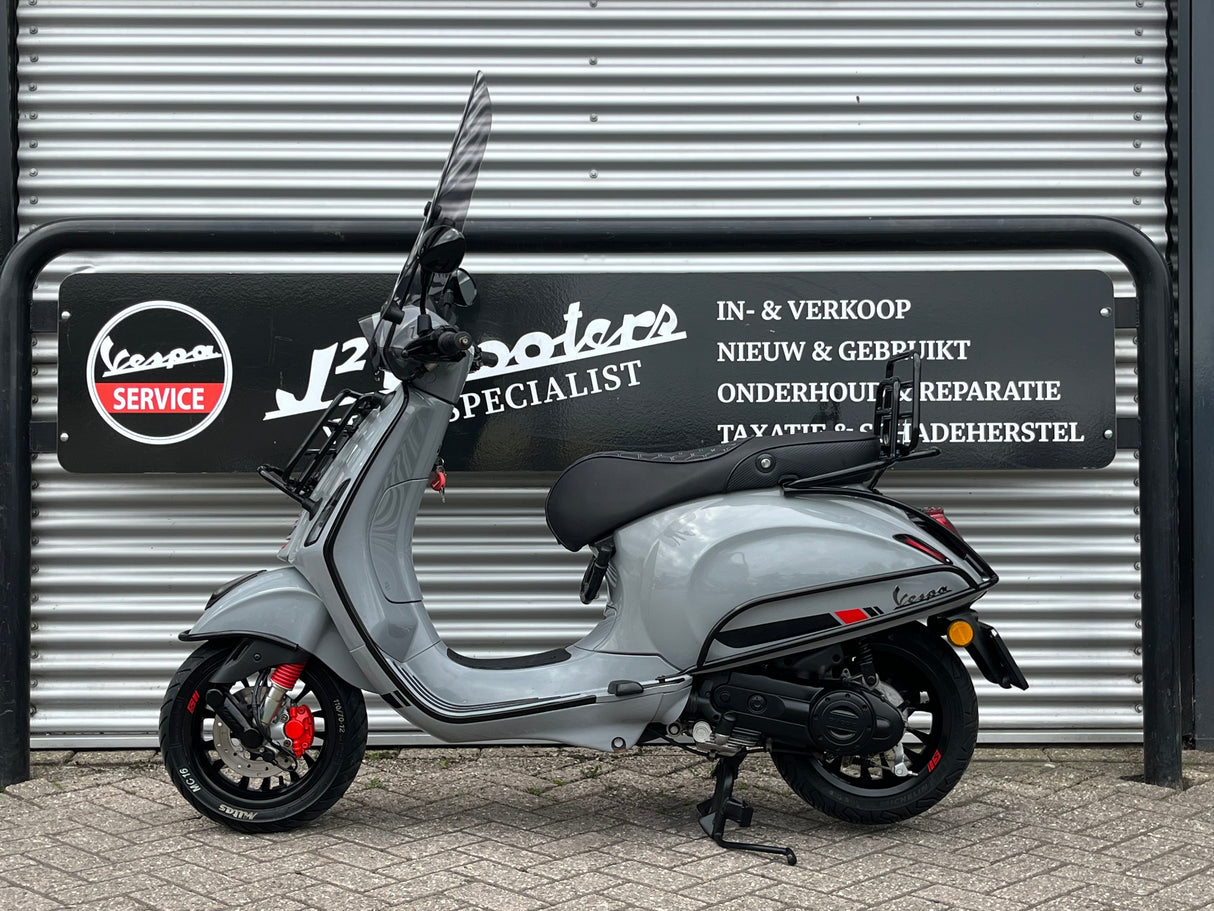 Vespa Sprint Nardo Grey Brom 2018 9079 km Full Option