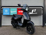 Vespa Sprint | Glans Zwart