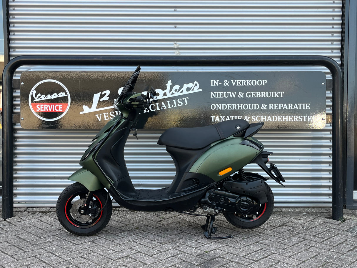 Piaggio Zip Huracan Green Brom 2022 6496 km Full Option