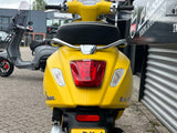 Vespa Sprint Mat Geel Brom 2018 9874 km 1 eig