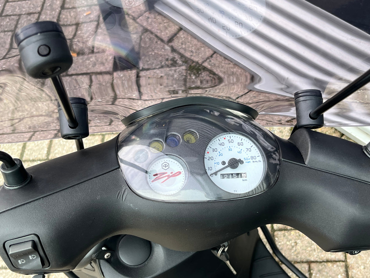 Piaggio Zip Mat Zwart Brom 2019 12151 km 1 eig