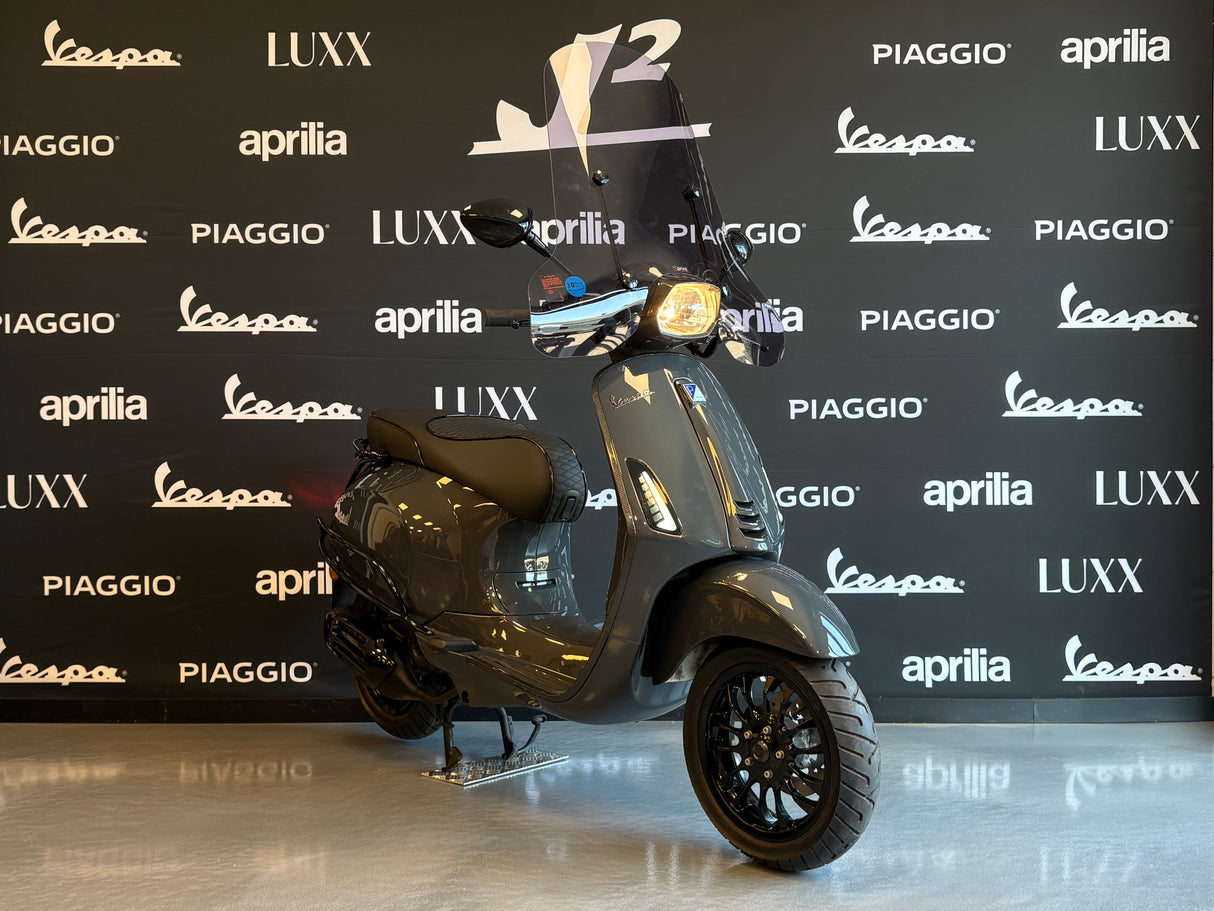 Vespa Sprint | Nano Grey
