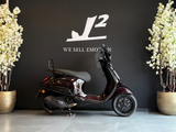 Vespa Sprint | Porsche Cherry Red