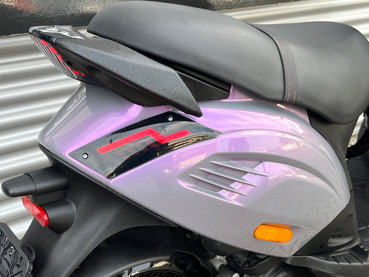 Piaggio Zip Amethyst Violet Brom 2023 2174 km Full 1 eig