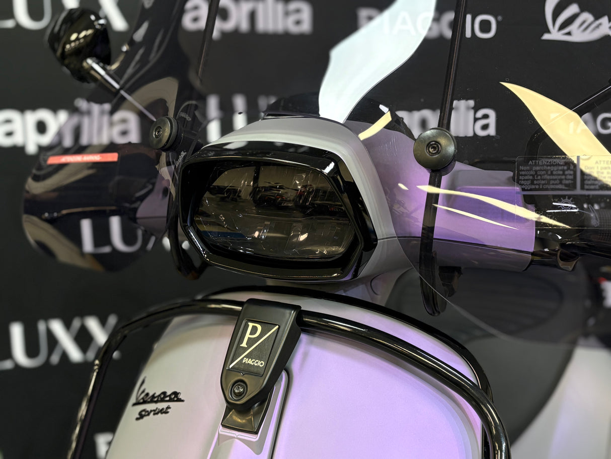 Vespa Sprint | Designo Violet | 1 eig