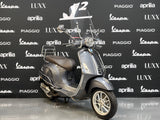 Vespa Primavera | Grijs | 1 eig