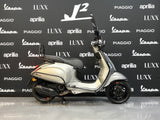 Vespa Sprint | White Gold