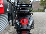 Vespa Primavera | Mat Zwart | 1 Eig