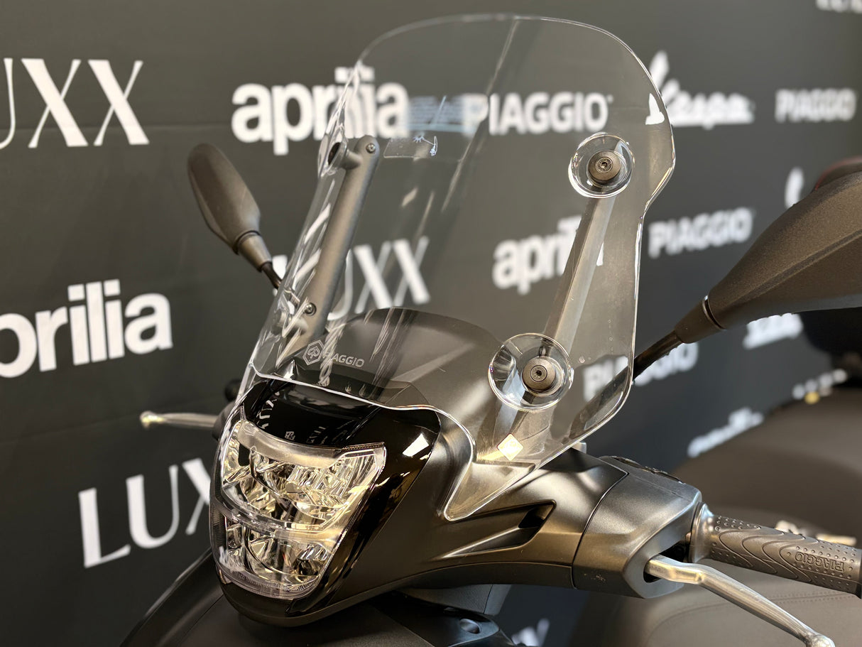 Piaggio Beverly | Mat Zwart | 1 Eig