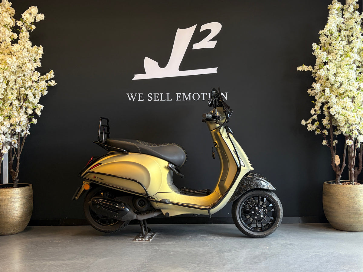 Vespa Sprint | Designo Gold