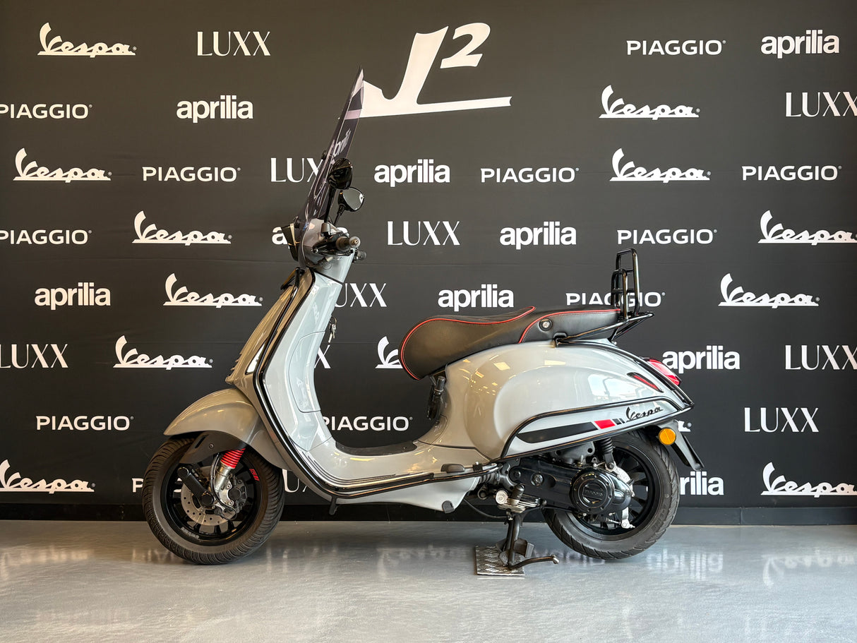 Vespa Sprint | Nardo Grey