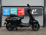 Vespa Sprint | Glans Zwart