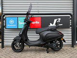Vespa Elettrica | Mat Zwart | 1 Eig