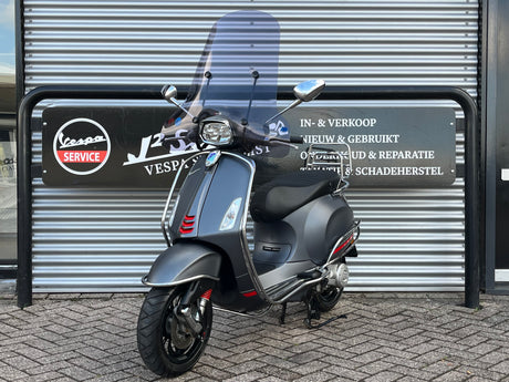 Vespa Sprint Mat Grijs Brom 2022 7915 km