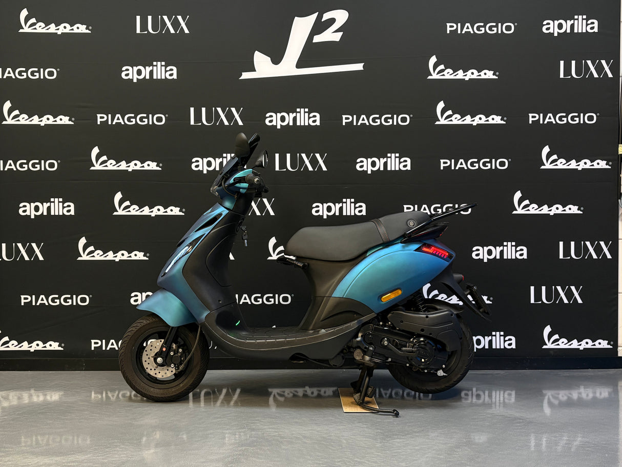 Piaggio Zip | Galaxy Blu