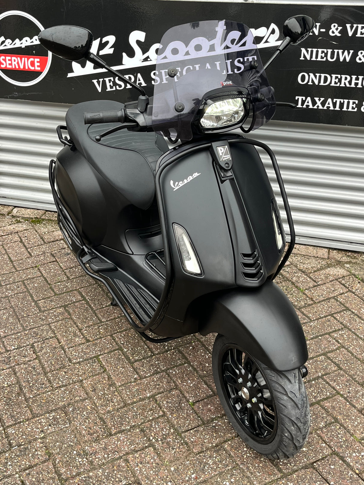 Vespa Sprint Mat Zwart Snor/Brom 2019 15831 km GARANTIE