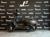 Vespa Sprint | Mat Zwart