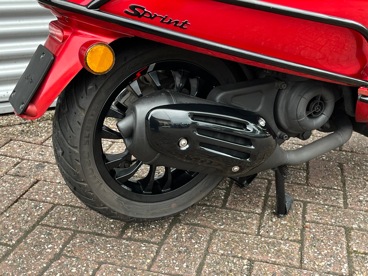 Vespa Sprint Candy Red Brom 2022 5276 km 1 eig