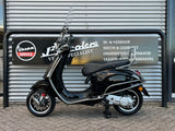 Vespa Sprint Glans Zwart Brom 2021 9000 km 1 eig GARANTIE