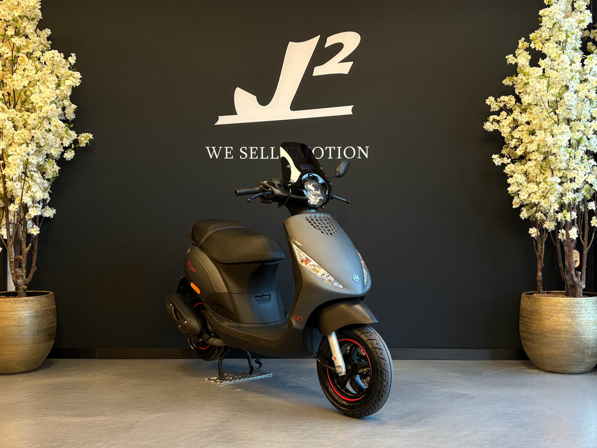 Piaggio Zip | Grigio Titano | 1 eig