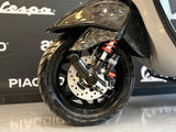 Vespa Sprint | Nardo Grey | Forged Carbon | Akrapovic