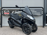 Piaggio MP3 300 Hpe mat zwart 2023 5212 km 1 eig BTW