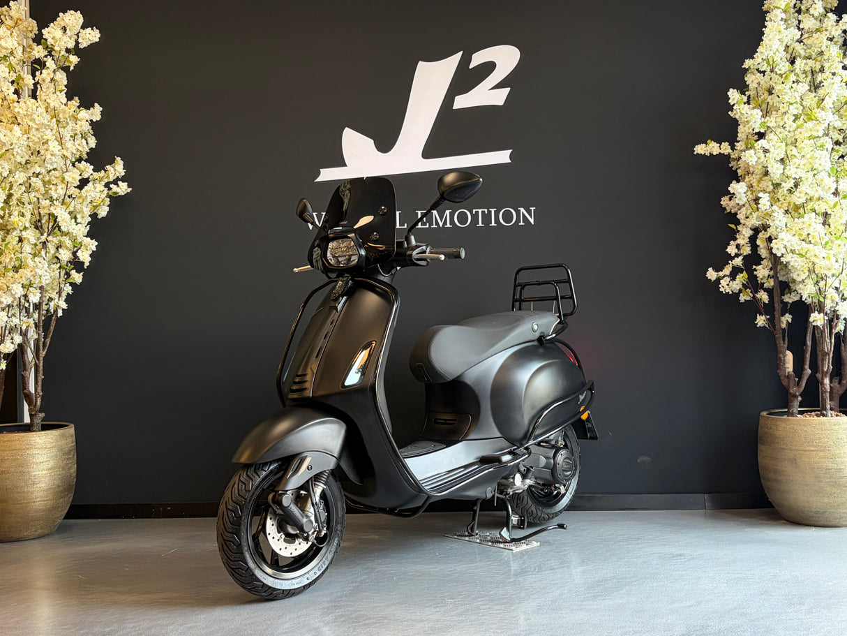 Vespa Sprint | Nero Convinto