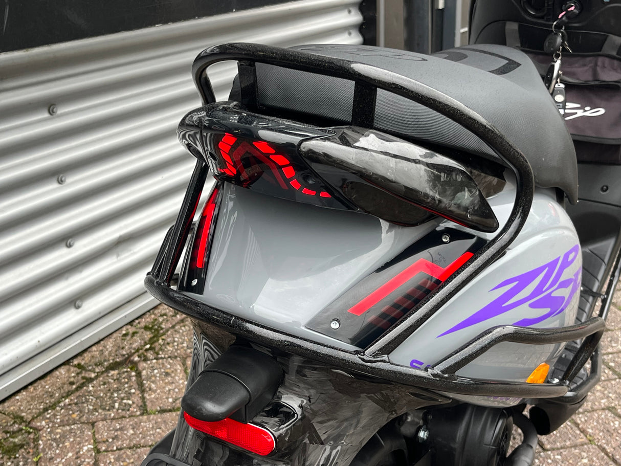 Piaggio Zip SP Nardo Brom 80cc 2017 9000 km SP vork / Carbon