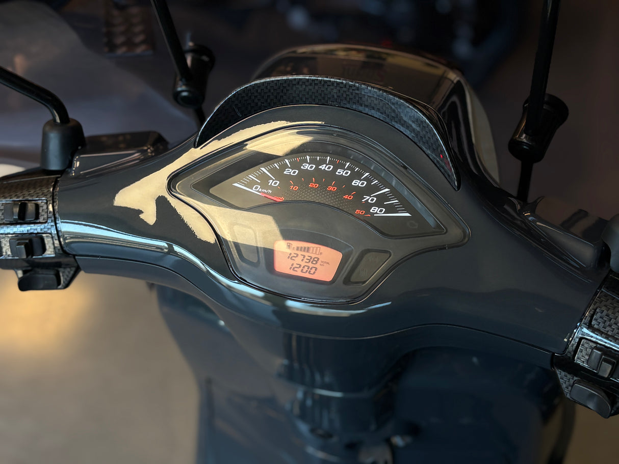 Vespa Sprint | Nano Grey