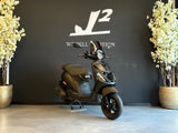 Piaggio Zip | Mat Zwart