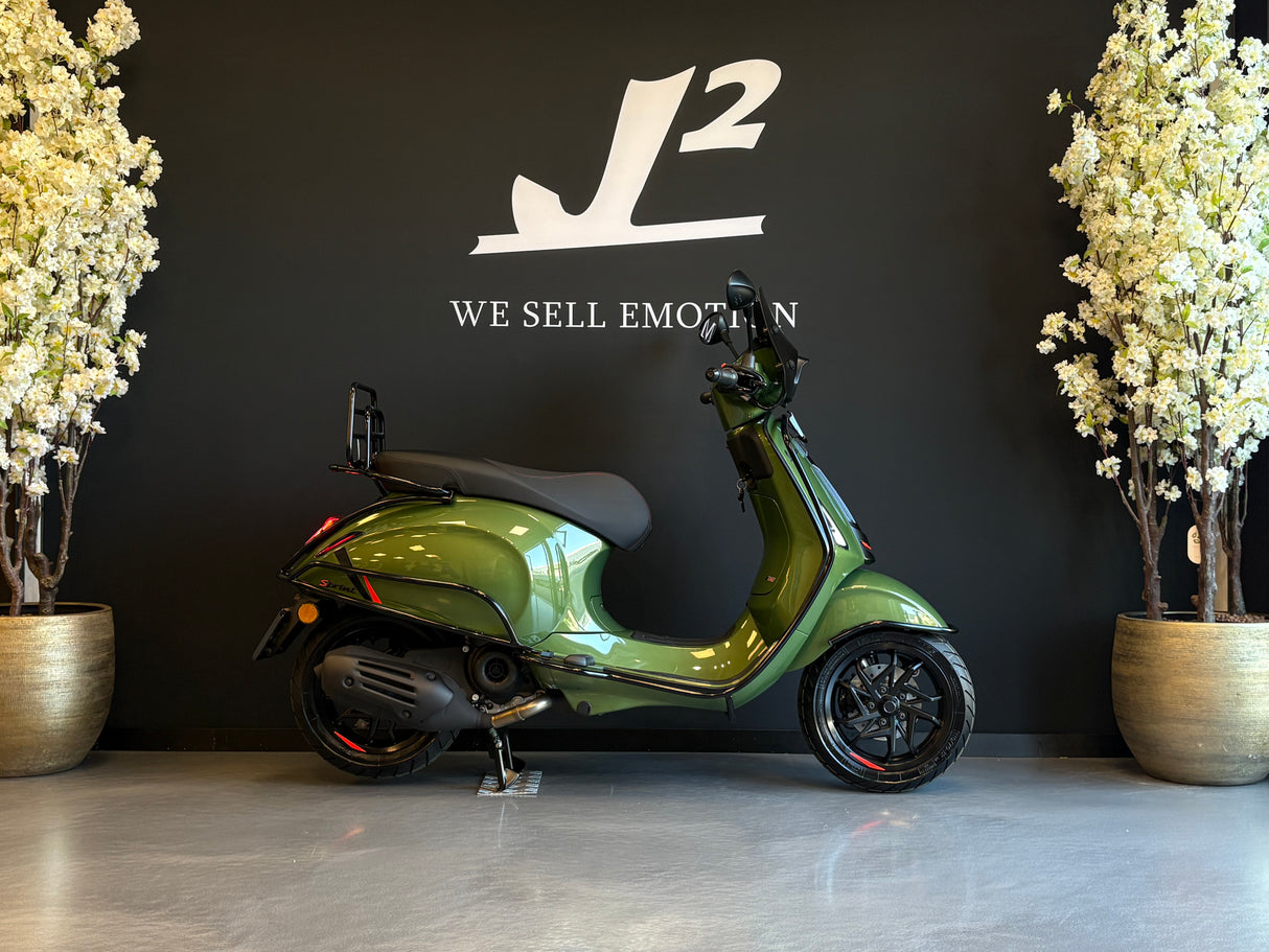 Vespa Sprint | Verde Libelle