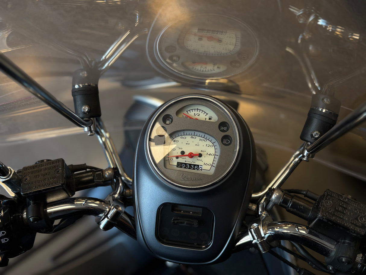 Vespa GTV 300 | Mat Grijs