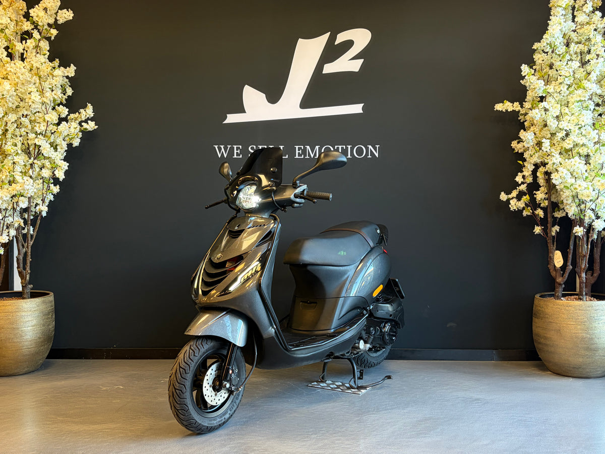 Piaggio Zip | Psychedellic