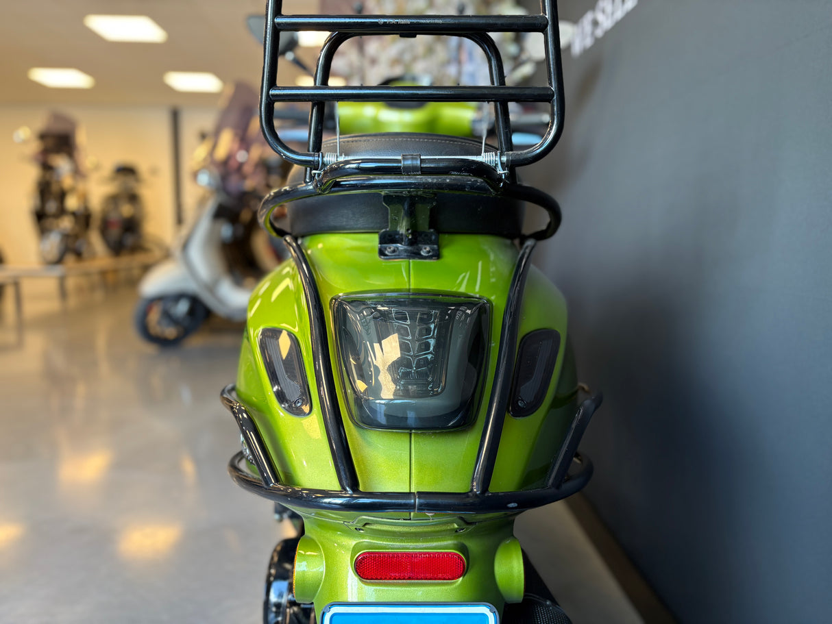 Vespa Sprint | Python