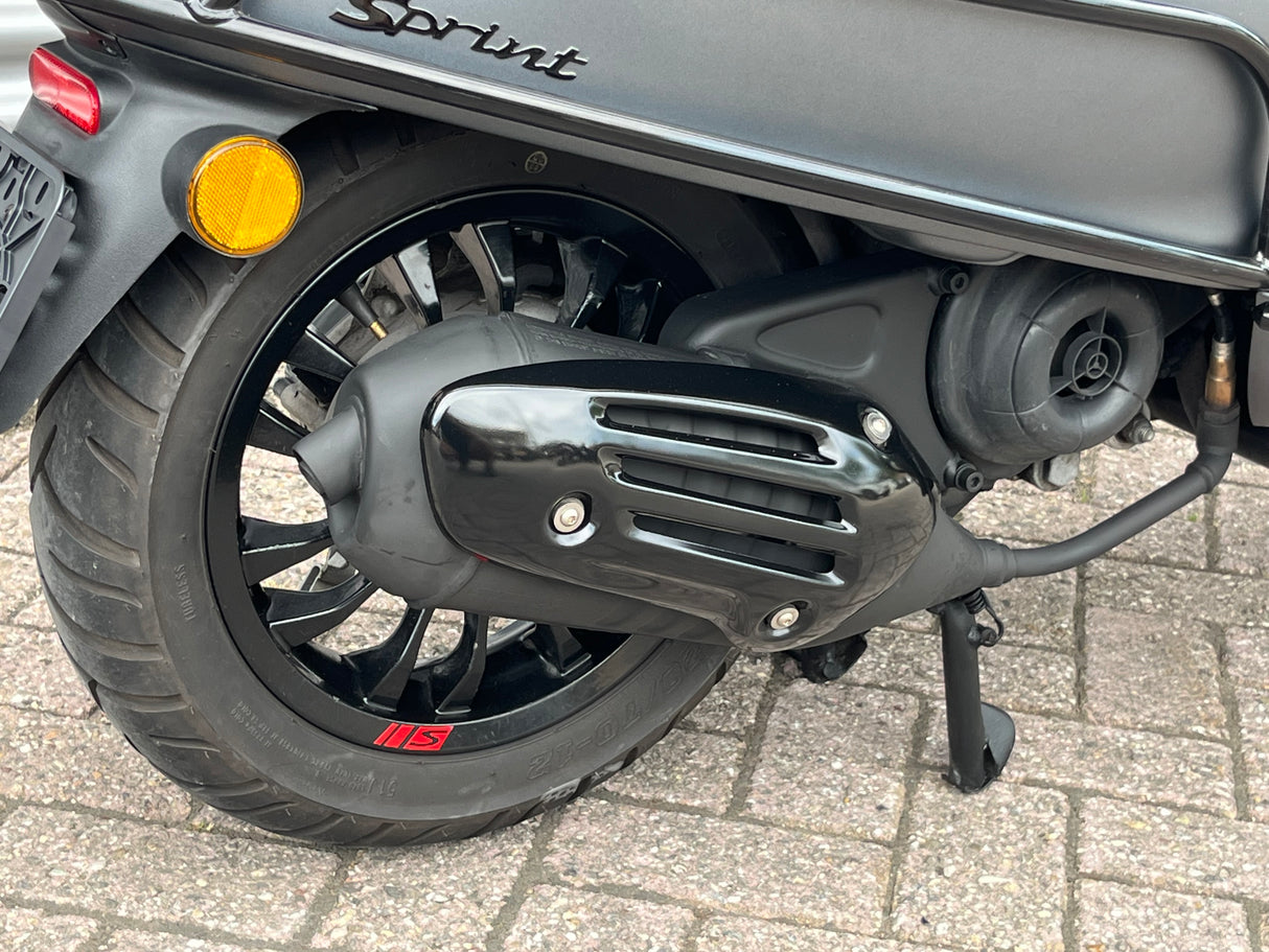 Vespa Sprint Mat Grijs Snor(scooter) 2018 11179 km 1 eig