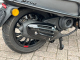Vespa Sprint Mat Grijs Snor(scooter) 2018 11179 km 1 eig
