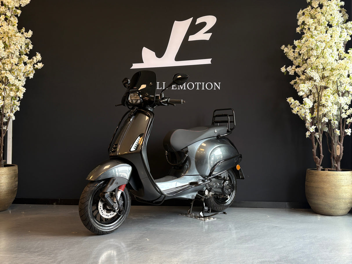 Vespa Sprint | Daytona Grau