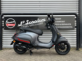Vespa Sprint Mat Grijs Brom 2021 6140 km Full-Option