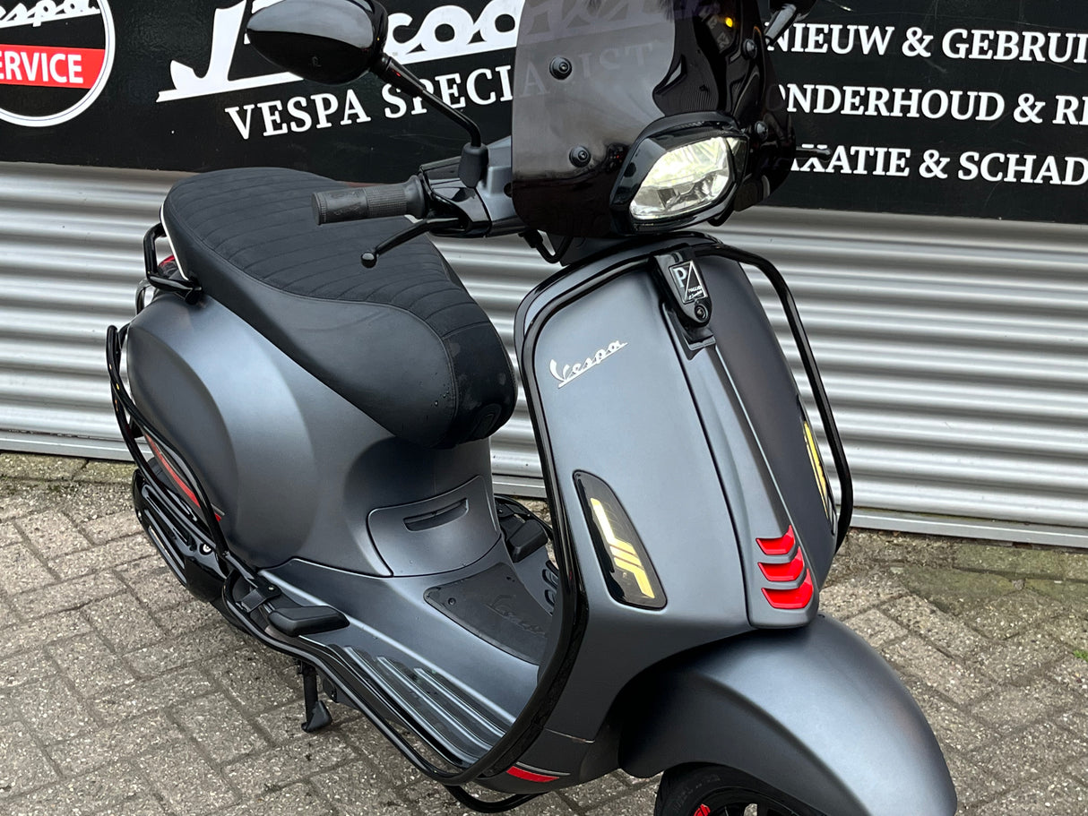 Vespa Sprint Mat Grijs Brom 2021 6140 km Full-Option