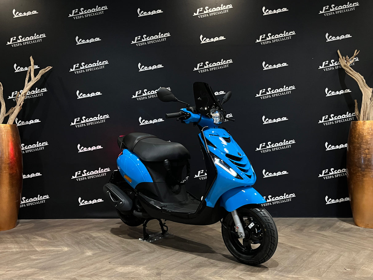Piaggio Zip SP E5 Porsche Baby Blue