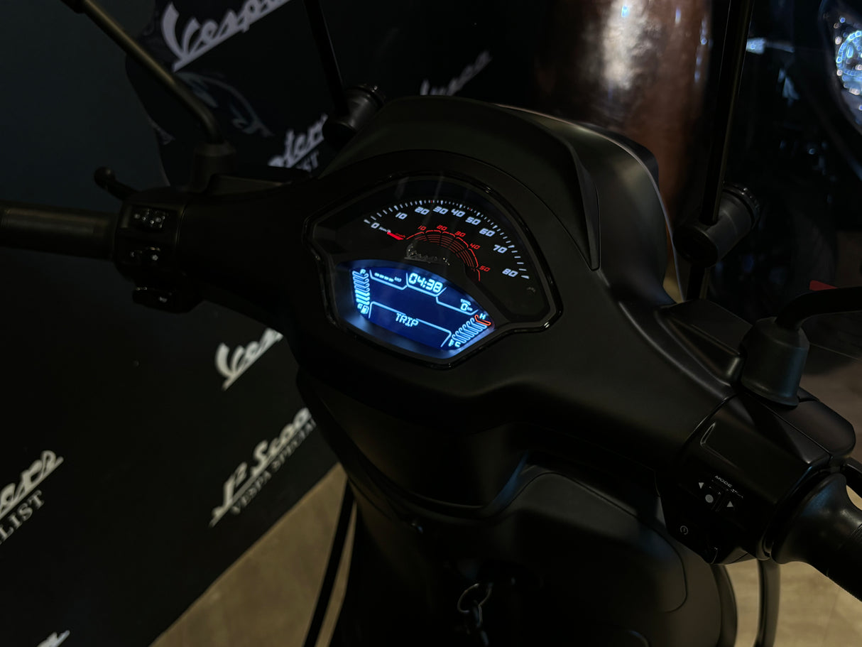 Vespa Sprint S E5 FACELIFT mat zwart NERO CONVINTO MATT