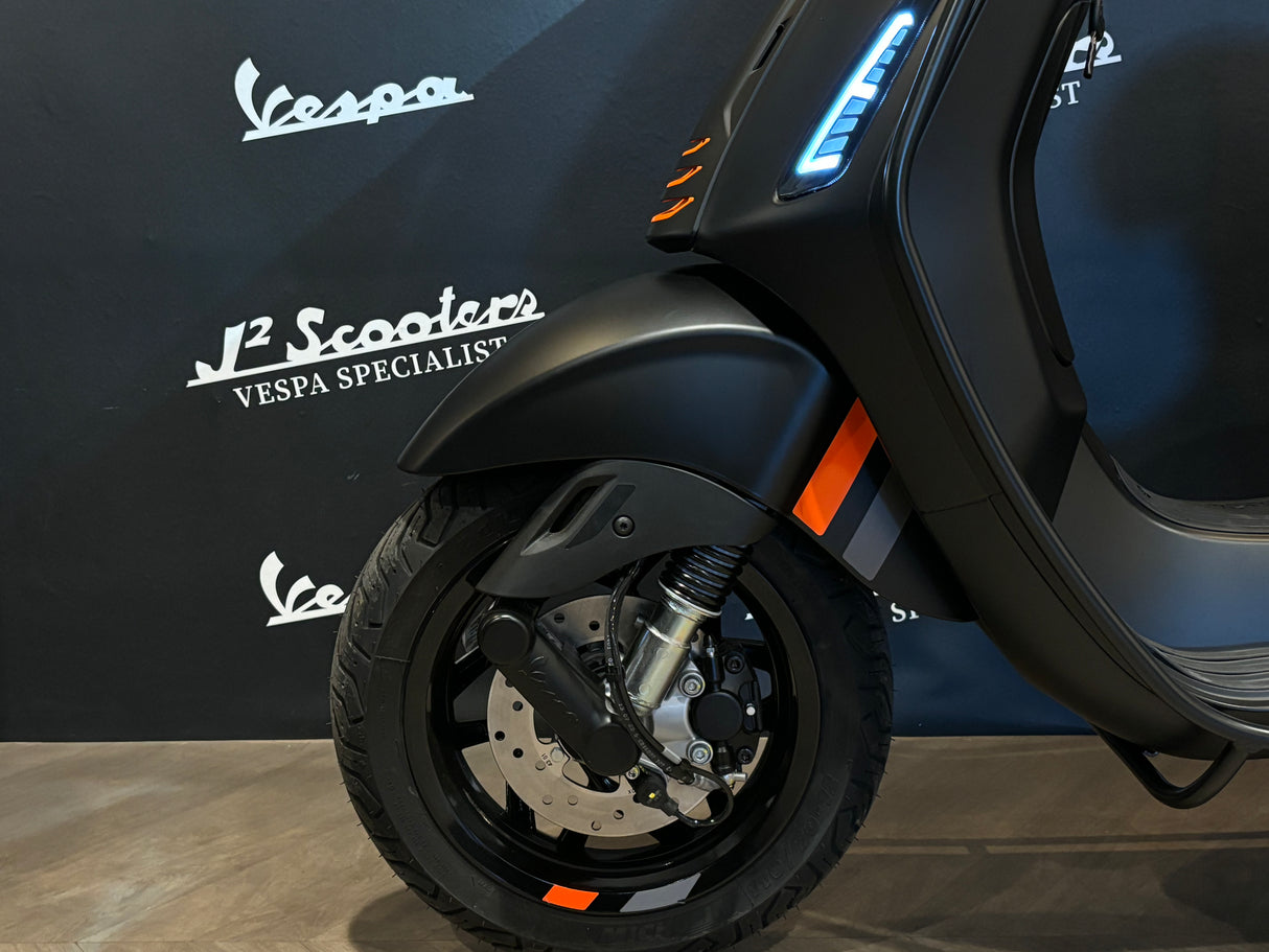 Vespa Sprint S E5 FACELIFT mat zwart NERO CONVINTO MATT