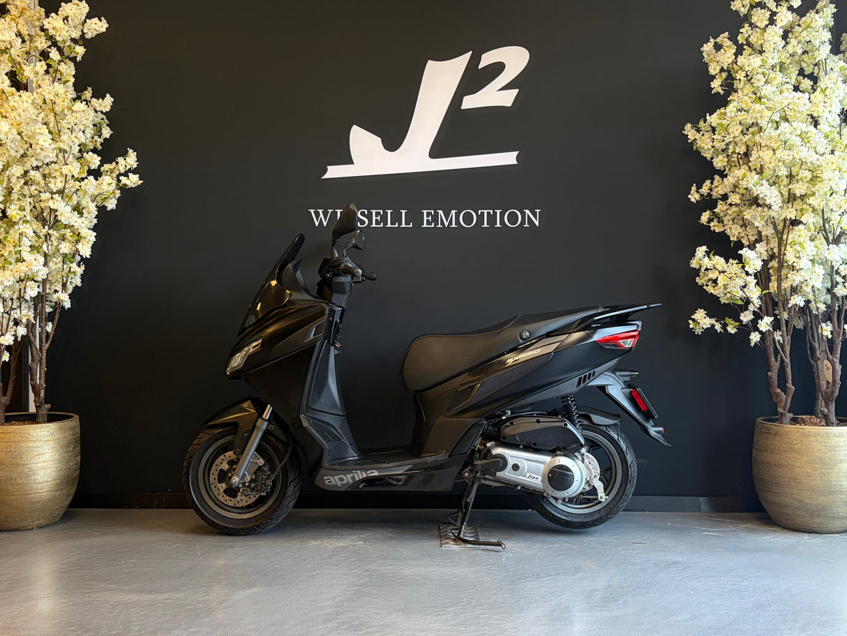 Aprilia SXR 50 | Mat Zwart