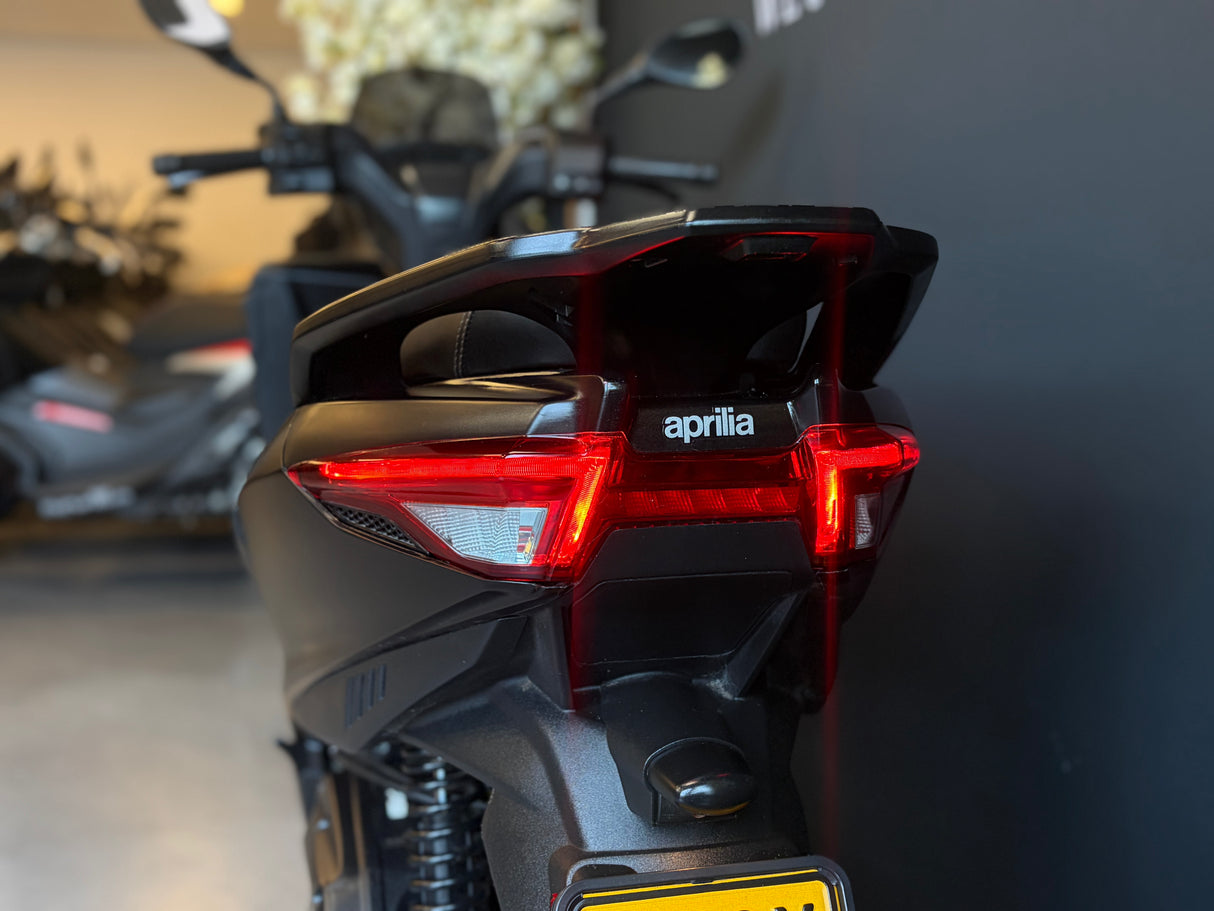 Aprilia SXR 50 | Mat Zwart